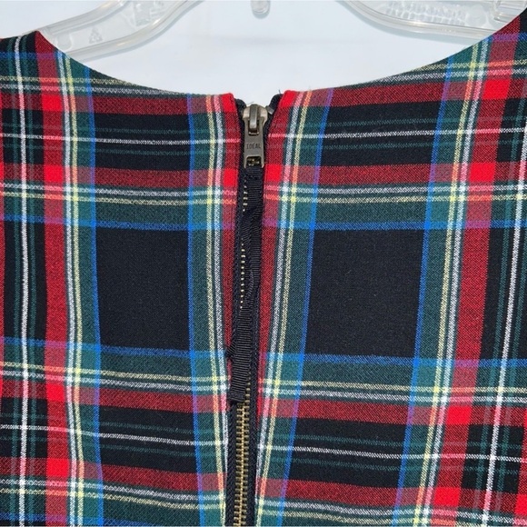 Vineyard Vines Festive Plaid Dress p2. - Picture 10 of 16